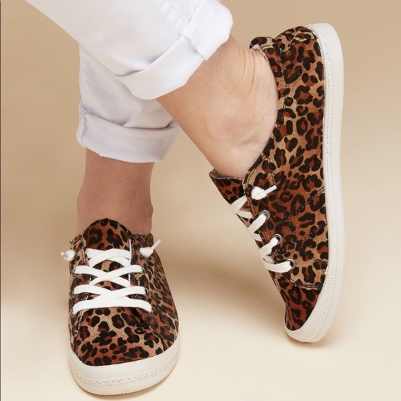 Comfy Canvas Leopard Cheetah Print Sneakers - Picture 4 of 7